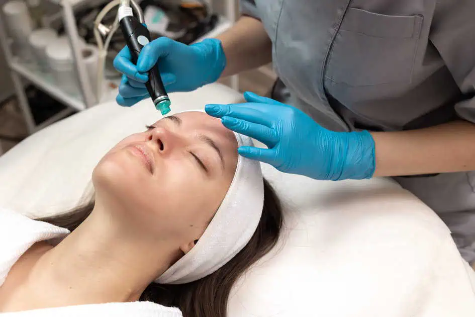 HydraFacial in Commerce Township, MI by Refine and Refresh Med Spa